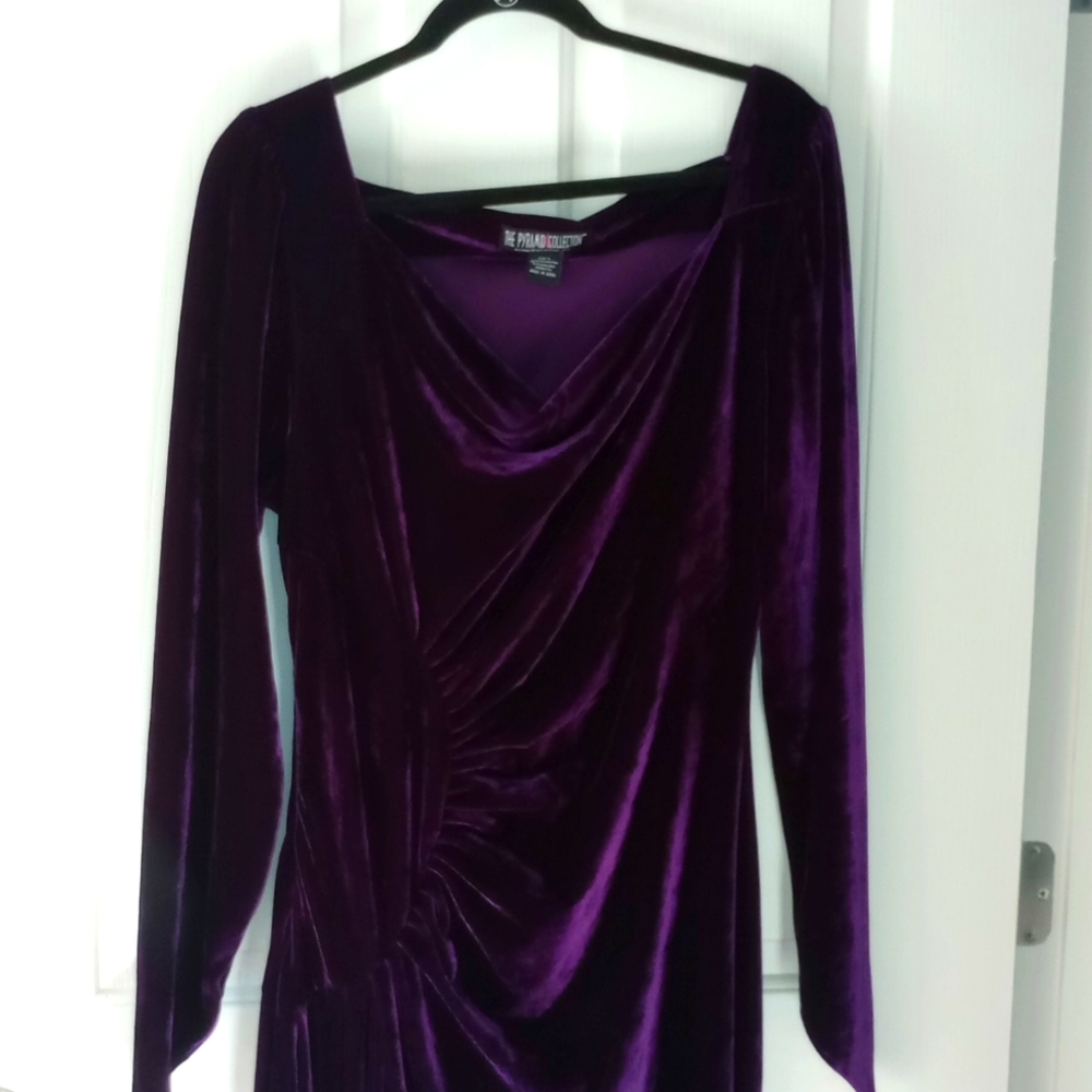 PYRAMID COLLECTION RENAISSANCE ELEGANT DEEP PURPLE VELVET MAXI DRESS SZ L